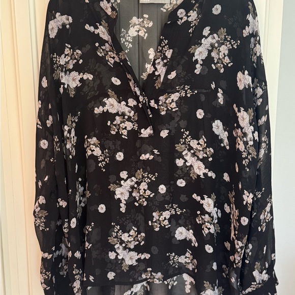 Vince Tops - Vince White and Gray Floral Long Sleeve Blouse Shear Silk